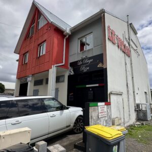 VILLA F6 piscine à Bagatelle Sainte-Suzanne